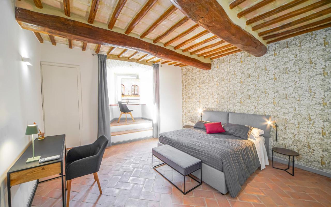 Palazzo Bozzoni Assisi Boutique Apartments Екстер'єр фото